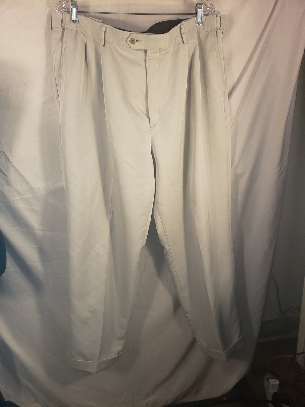 Savane Cream Pleated Men's Dress Pants - 40